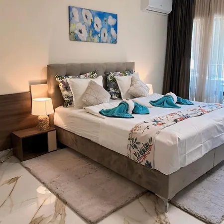 Sea Garden Апартамент